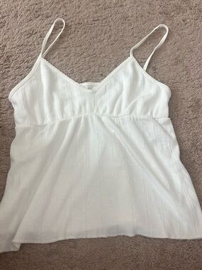 Brandy Melville White Ribbed V-Neck Cami Top - Lightweight Women's Tank